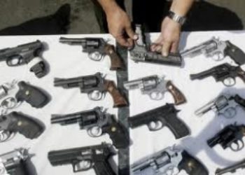 Colombia Police Seize 1,000 Firearms