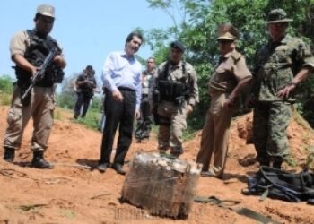 Paraguay Rebels Kill 2 Police in Ambush