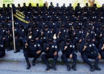 El Salvador Unveils Elite Anti-Gang Police
