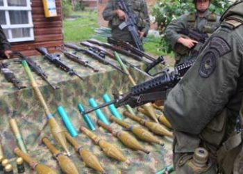 900,000 Guns Missing in Colombia: Report