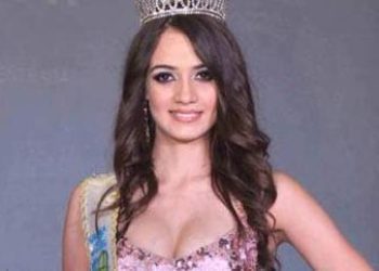 Mexican Beauty Queen Dies in Military-Gang Shootout