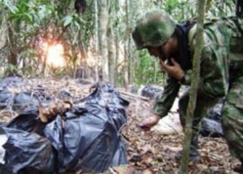 Colombian Soldiers Caught With Over 400 Kilos of Cocaine