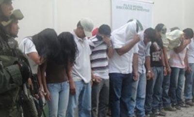 Captured members of Colombian neo-paramilitary groups
