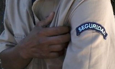 El Salvador gang members work as security guards