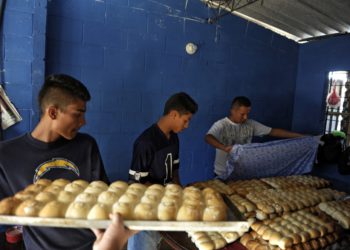 El Salvador Promises More Social Aid for Gang Truce