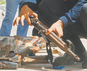 Weapons surrendered by the Maras
