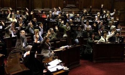 Uruguayan congressmen at vote on cannabis legalization
