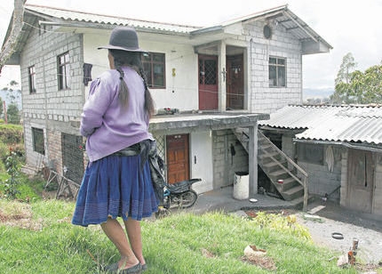 67-year old could lose her house to loan shark in Ecuador