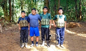 Alias "Raul" with security team. Source: Caretas