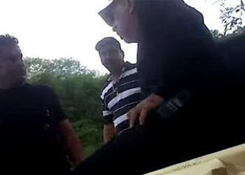 Video Shows Mexico Vigilante Leader's Cartel Ties