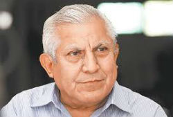 School director Jose Luis Hernandez Rivera