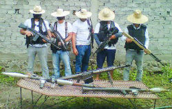 Members of the vigilante group "White Trojans" in MichoacÃ¡n