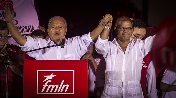 Vice President Ãscar Ortiz (right) with President Salvador SÃ¡nchez CerÃ©n