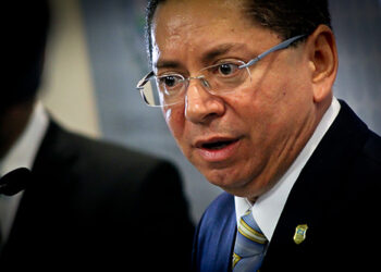 El Salvador Attorney General Taking Heat for Corruption Cases