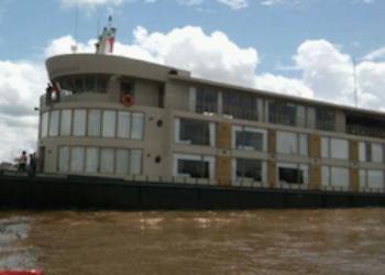 Peru River Pirates Raid Tourist Cruise on the Amazon