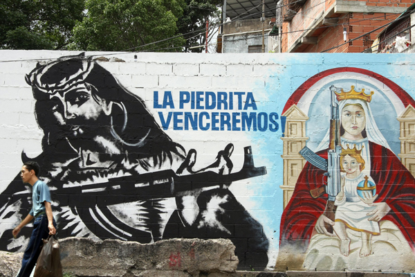 A mural of the armed colectivo "La Piedrita" en Caracas.