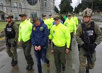 Colombian authorities arrested an Ecuadorian suspected of trafficking 250 metric tons of cocaine