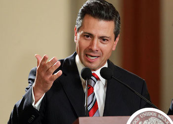 Mexico President Enrique PeÃ±a Nieto speaks to members of the armed forces