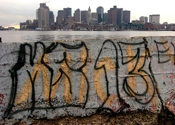 MS13 graffiti