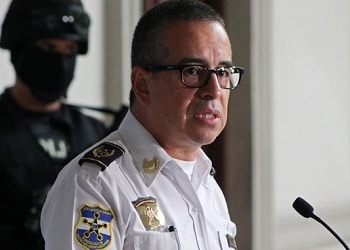 El Salvador Police Chief Howard Cotto warns of gangs' infiltration of local politics