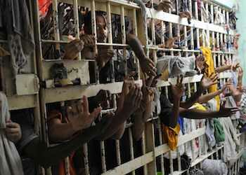 Report: Pretrial Detentions Continue to Plague Latin American Prisons