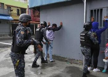 Venezuelan security forces search residents of Cota 905 during raids in mid-July 2021.