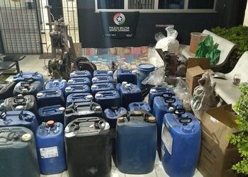 Synthetic drugs and chemicals seized from a facility in Santa Catarina, Brazil