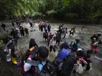 Gaitanistas concesionan el tráfico de migrantes en el Darién colombiano: informe
