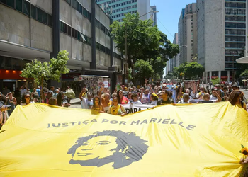 Protestors march demanding justice for Marielle Franco