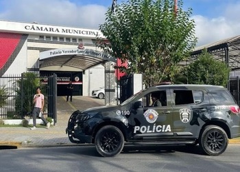 Policía realiza operativo y arresta a 13 sospechosos relacionados con el PCC en São Paulo